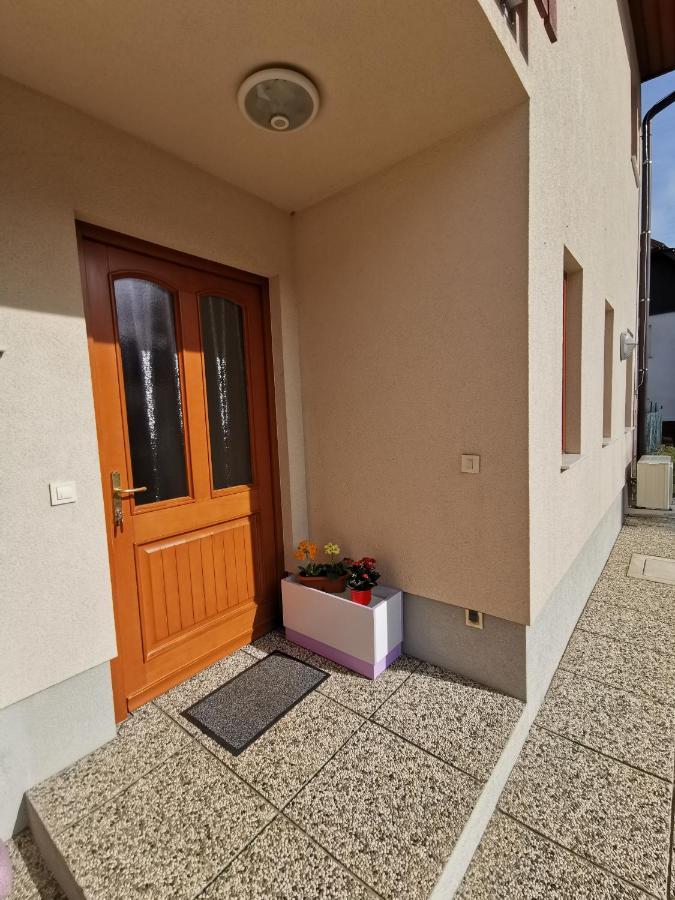 Apartma Jowz بوويتش المظهر الخارجي الصورة
